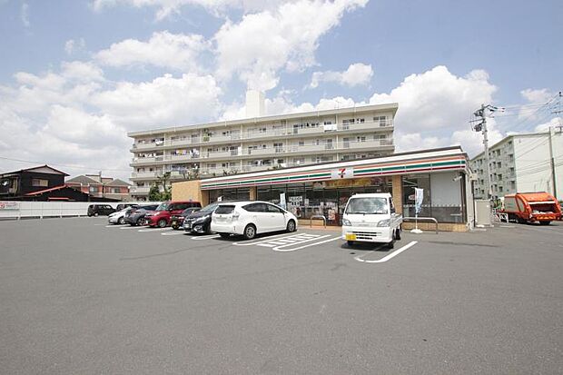 セブンイレブン川崎下麻生団地店まで約467m