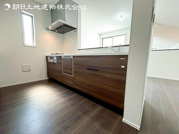 すぐの見学や資料請求などお気軽にお問い合わせください