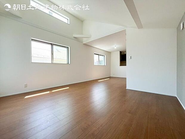 すぐの見学や資料請求などお気軽にお問い合わせください