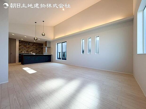 すぐの見学や資料請求などお気軽にお問い合わせお待ちしております