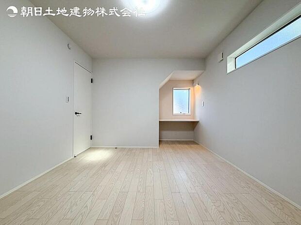 すぐの見学や資料請求などお気軽にお問い合わせお待ちしております