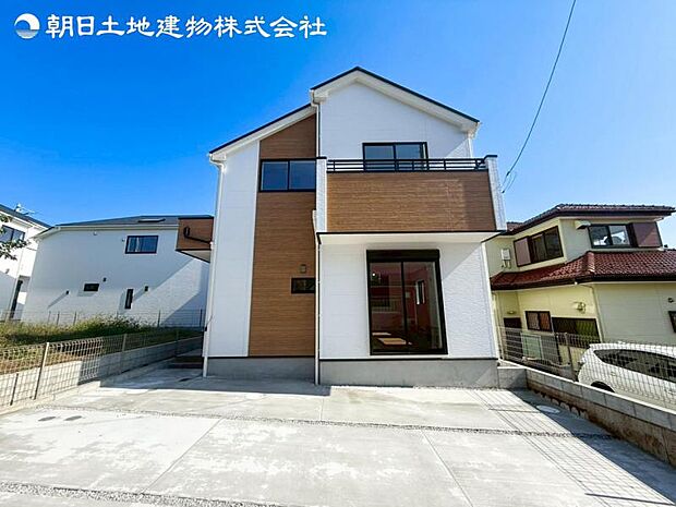 すぐのご見学予約や資料請求などお気軽にお問い合わせお待ちしております