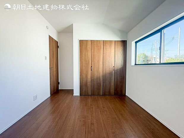 すぐのご見学予約や資料請求などお気軽にお問い合わせお待ちしております