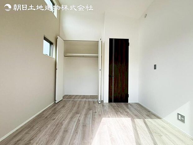 すぐの見学や資料請求などお気軽にお問い合わせお待ちしております