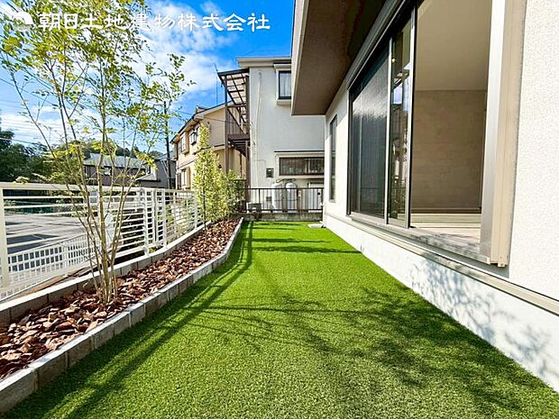 すぐの見学や資料請求などお気軽にお問い合わせお待ちしております