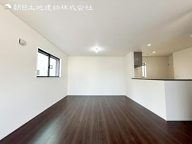 すぐの見学や資料請求などお気軽にお問い合わせお待ちしております