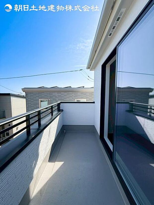 すぐの見学や資料請求などお気軽にお問い合わせお待ちしております