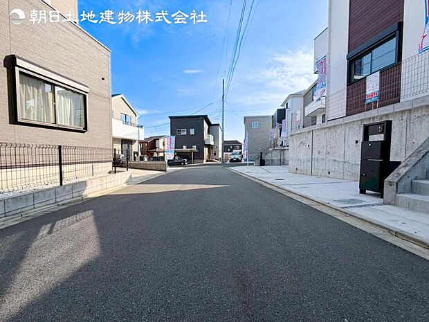 すぐの見学や資料請求などお気軽にお問い合わせお待ちしております