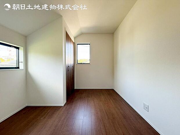 すぐの見学や資料請求などお気軽にお問い合わせお待ちしております