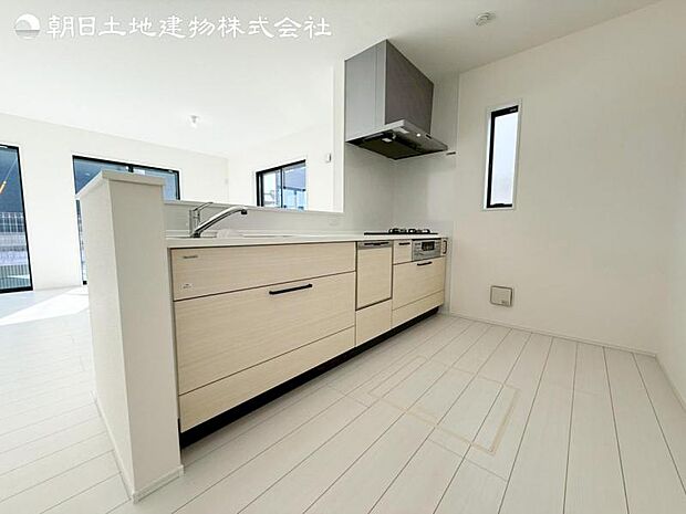 すぐのご見学予約や資料請求などお気軽にお問い合わせお待ちしております