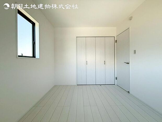 すぐのご見学予約や資料請求などお気軽にお問い合わせお待ちしております