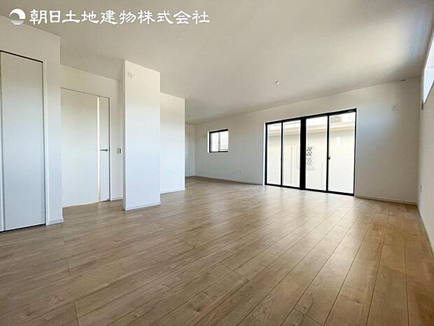 すぐの見学や資料請求などお気軽にお問い合わせお待ちしております