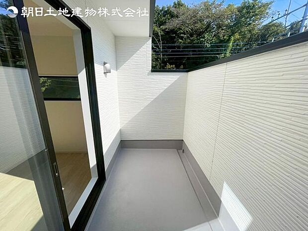 すぐのご見学予約や資料請求などお気軽にお問い合わせお待ちしております