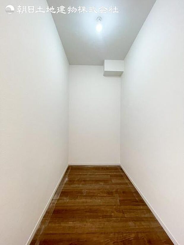 すぐのご見学予約や資料請求などお気軽にお問い合わせお待ちしております