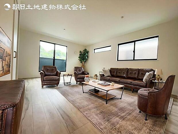 本画像はCGで作成しており、実際に現地に家具は置かれておりません。尚価格に家具は含まれておりません。