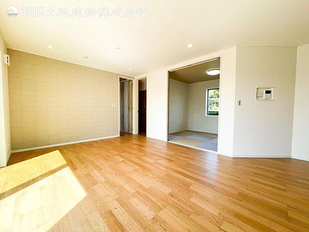 すぐの見学や資料請求などお気軽にお問い合わせください