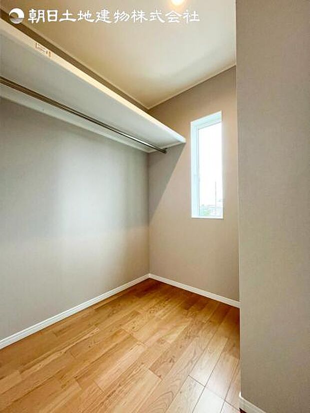 すぐの見学や資料請求などお気軽にお問い合わせください