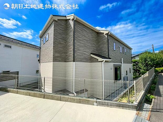 すぐの見学や資料請求などお気軽にお問い合わせください