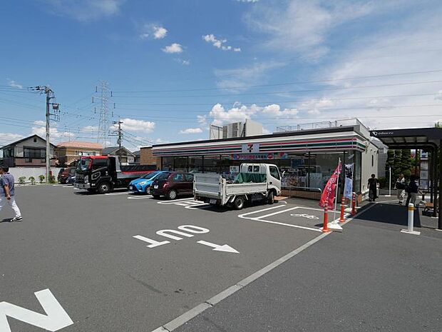 セブンイレブン横浜奈良北団地店まで約521m