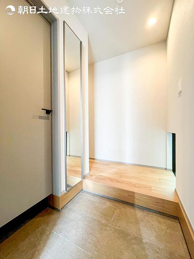 すぐのご見学や資料請求などお気軽にお問い合わせください