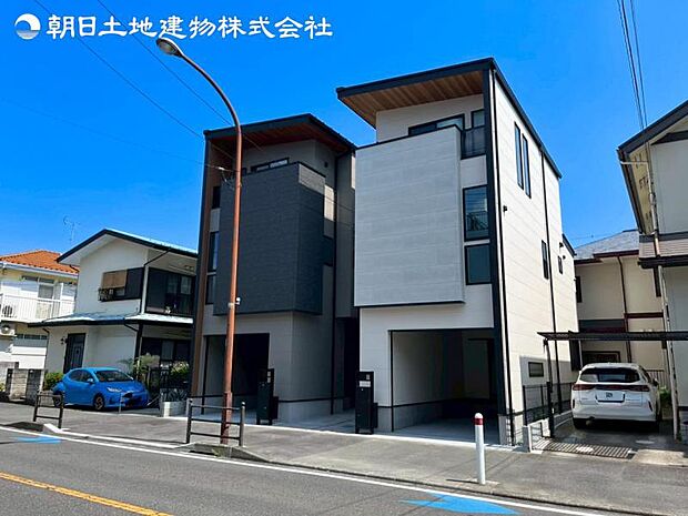 すぐのご見学や資料請求などお気軽にお問い合わせください