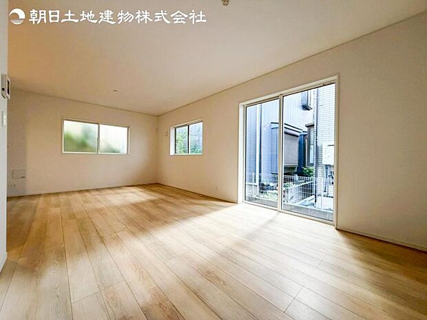 すぐのご見学や資料請求などお気軽にお問い合わせお待ちます