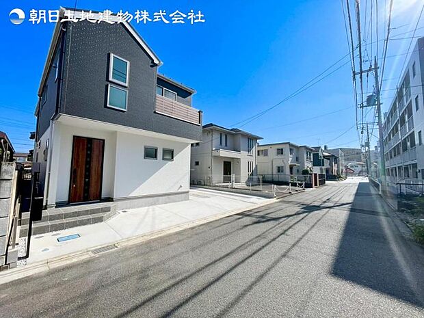 すぐの見学や資料請求などお気軽にお問い合わせお待ちしております