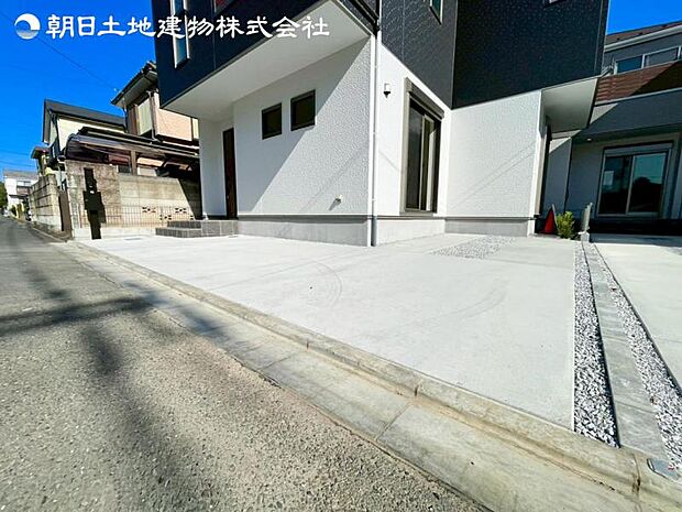 すぐの見学や資料請求などお気軽にお問い合わせお待ちしております