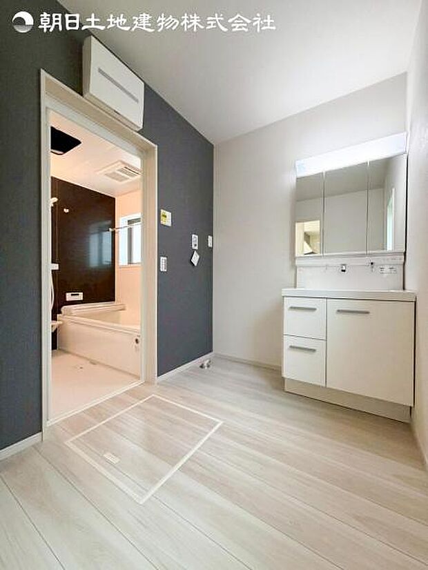 すぐの見学や資料請求などお気軽にお問い合わせお待ちしております