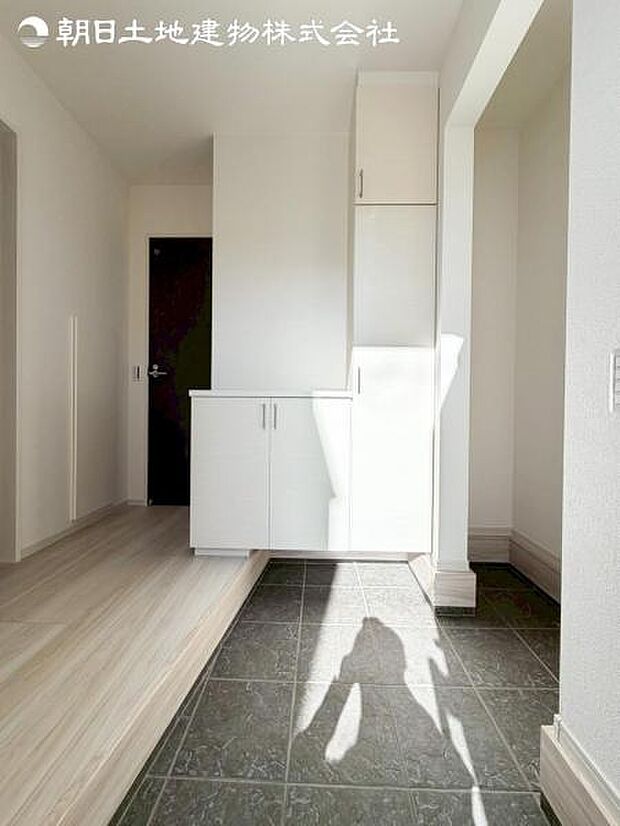 すぐの見学や資料請求などお気軽にお問い合わせお待ちしております