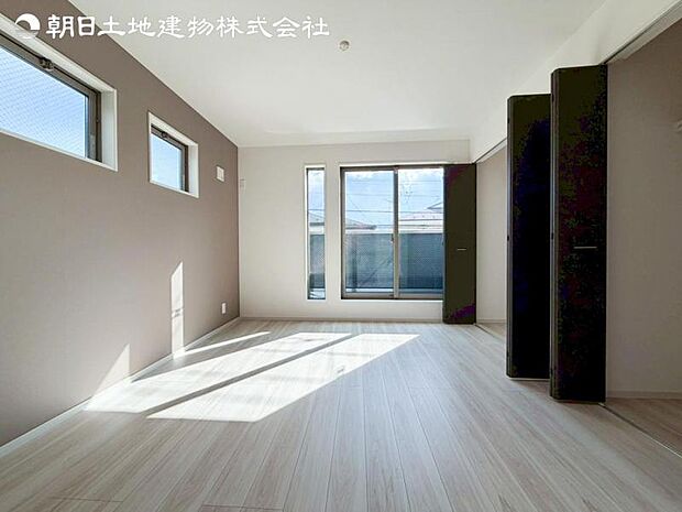 すぐの見学や資料請求などお気軽にお問い合わせお待ちしております