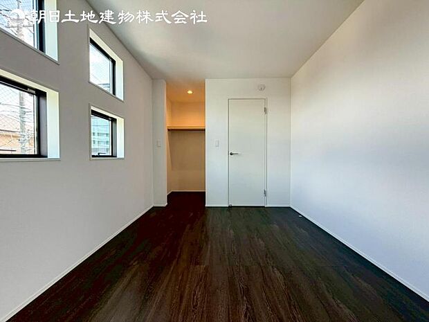 すぐのご見学や資料請求など、お気軽にお問い合わせください