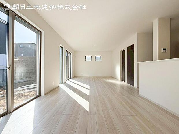 すぐの見学や資料請求など、お気軽にお問い合わせください