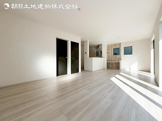 すぐの見学や資料請求など、お気軽にお問い合わせください