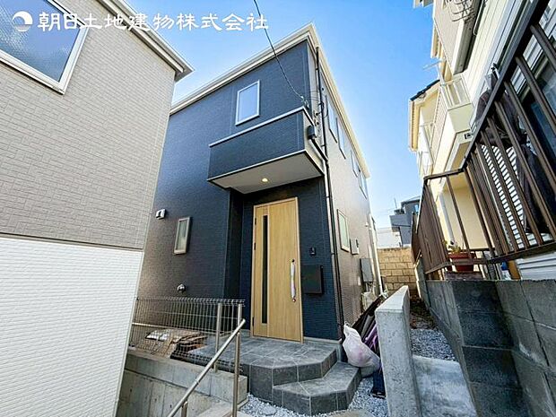 すぐの見学や資料請求など、お気軽にお問い合わせください