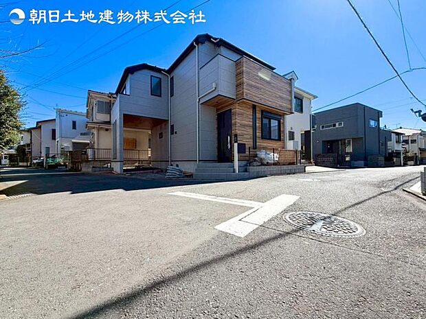 すぐの見学や資料請求などお気軽にお問い合わせお待ちしております