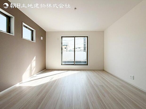 すぐの見学や資料請求など、お気軽にお問い合わせください