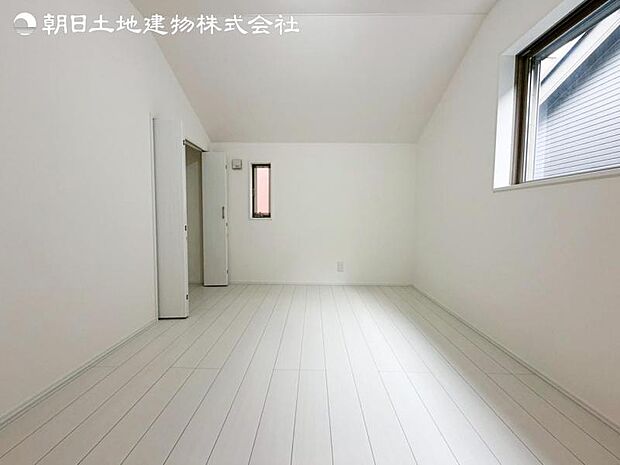 すぐの見学や資料請求などお気軽にお問い合わせお待ちしております