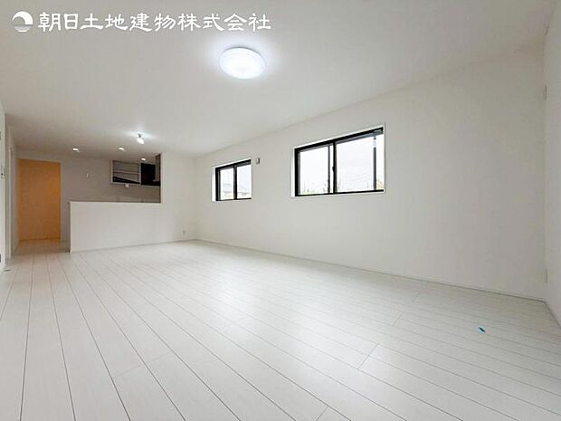 すぐの見学や資料請求などお気軽にお問い合わせお待ちしております