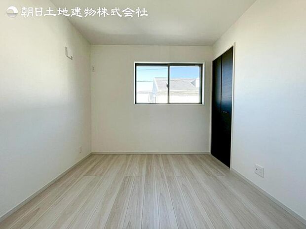 すぐの見学や資料請求などお気軽にお問い合わせお待ちしております