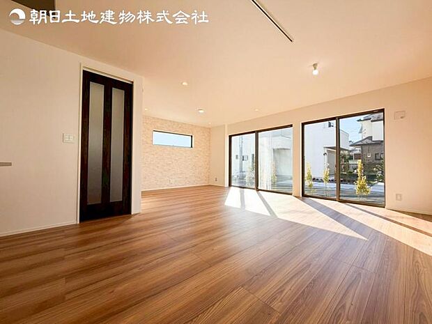 すぐの見学や資料請求など、お気軽にお問い合わせください