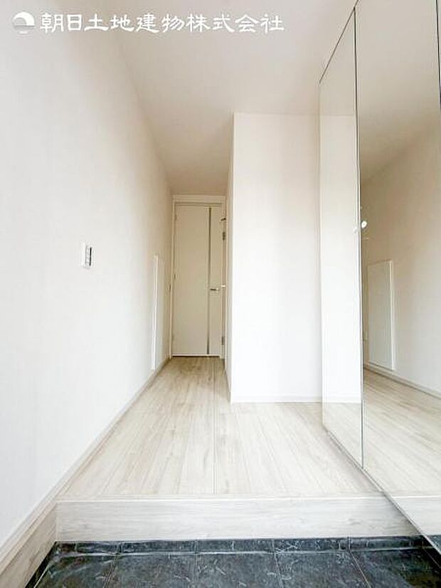 すぐの見学や資料請求など、お気軽にお問い合わせください