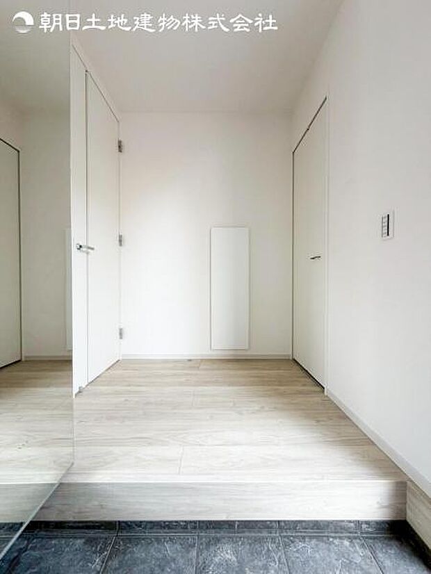 すぐの見学や資料請求など、お気軽にお問い合わせください