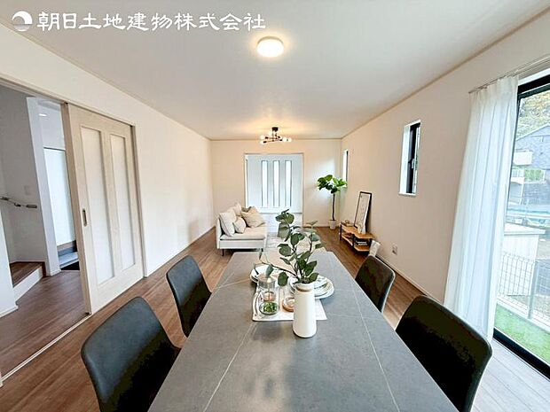 すぐの見学予約や資料請求などお気軽にお問い合わせお待ちしております