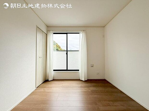 すぐの見学予約や資料請求などお気軽にお問い合わせお待ちしております