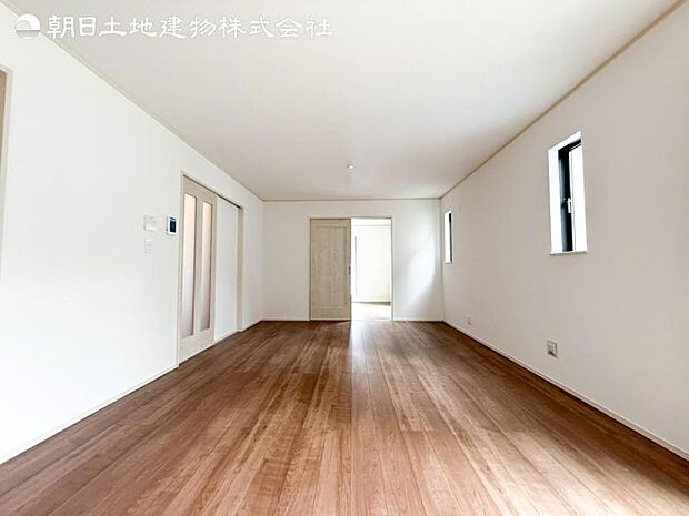 すぐの見学予約や資料請求などお気軽にお問い合わせお待ちしております