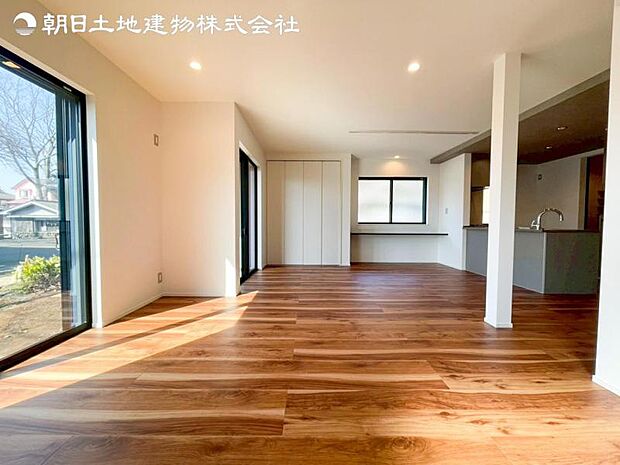 すぐの見学や資料請求などお気軽にお問い合わせお待ちしております