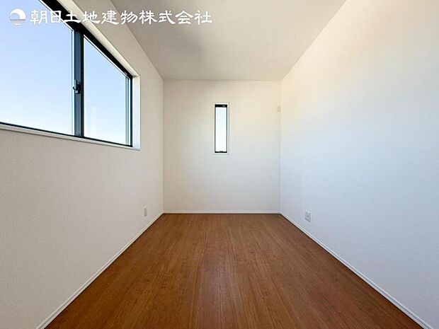 すぐの見学や資料請求などお気軽にお問い合わせお待ちしております