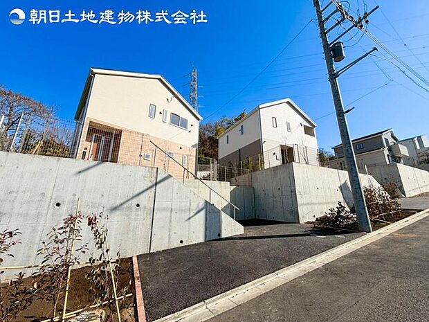 すぐの見学や資料請求などお気軽にお問合せお待ちしております