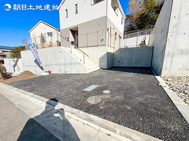 すぐの見学や資料請求などお気軽にお問合せお待ちしております